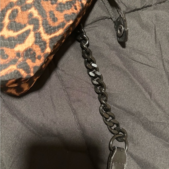 Victoria’s Secret Cheetah Print Purse - Picture 10 of 10